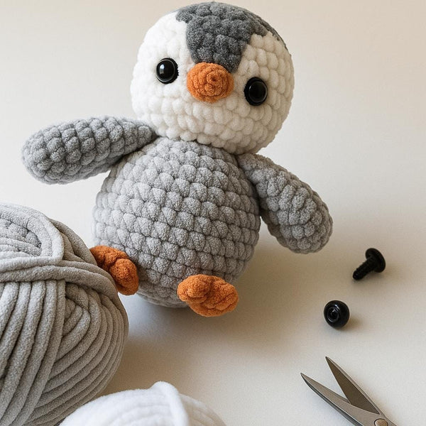 Crochet Penguin Amigurumi Pattern: Beginner-Friendly PDF (No-Sew Design)