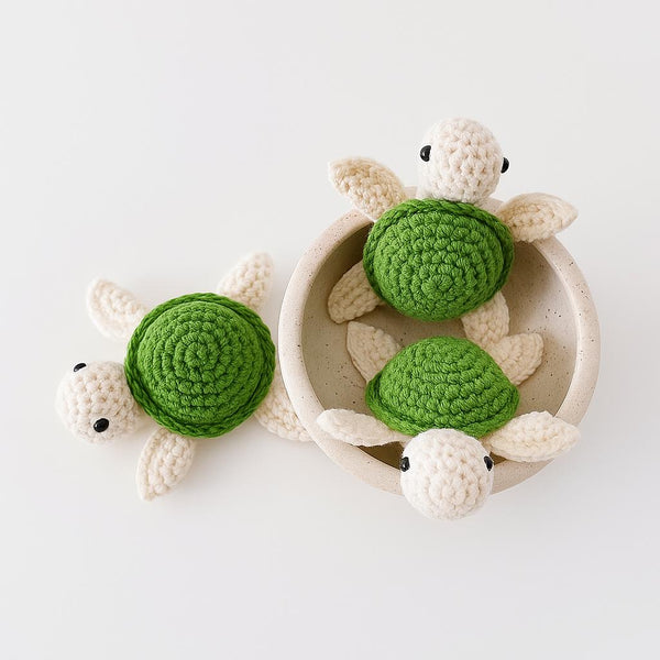 Amigurumi Turtle Pattern – Seamless, Beginner-Friendly PDF Tutorial/ Baby shower turtle gift