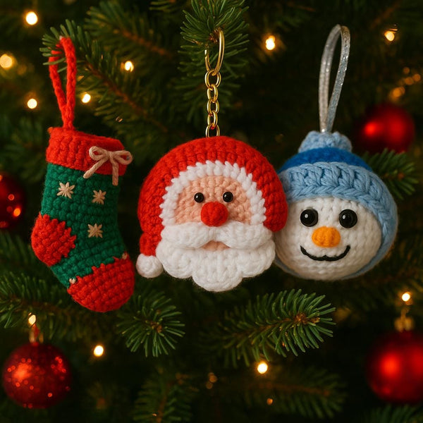 Mini Bootie Charm Crochet PDF Pattern: Keychain or Tree Ornament