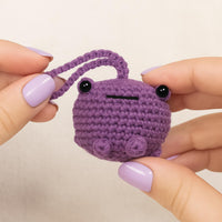 Crochet Frog Keychain Pattern: Beginner-Friendly Amigurumi (PDF Pattern)