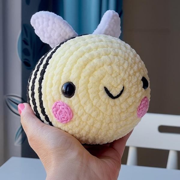 Crochet Bee PDF Pattern: Amigurumi Plush Toy & Keychain (Digital Download)