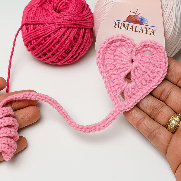 Amigurumi Heart Bookmark – Crochet PDF Pattern (Handmade & Beginner Friendly)