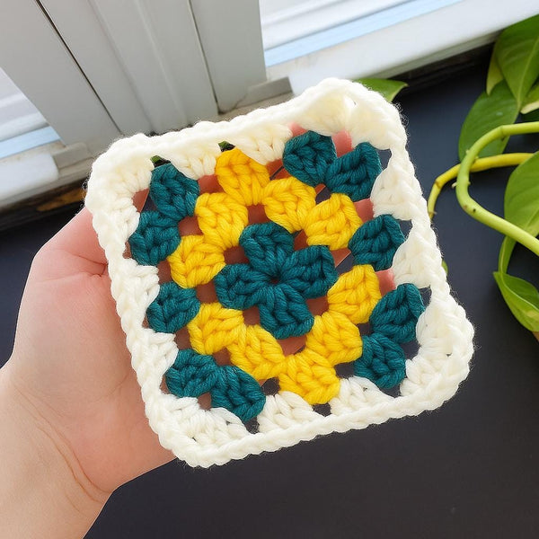 Classic Granny Square Crochet Pattern/  PDF Tutorial (with Color Changes)