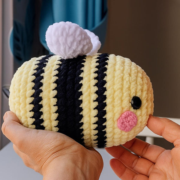Crochet Bee PDF Pattern: Amigurumi Plush Toy & Keychain (Digital Download)
