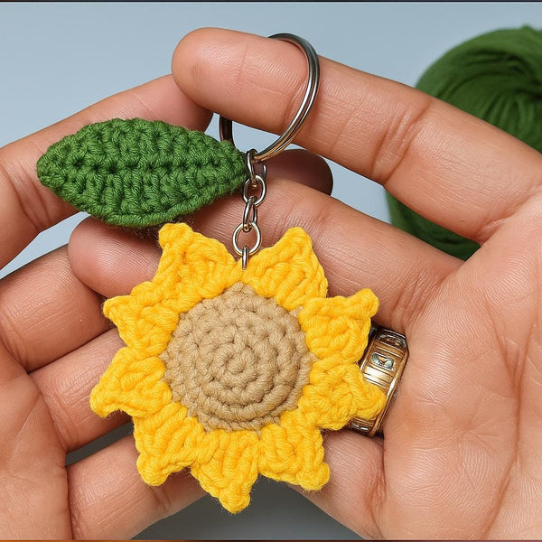 Crochet Sunflower Keychain Pattern: Beginner-Friendly PDF Tutorial