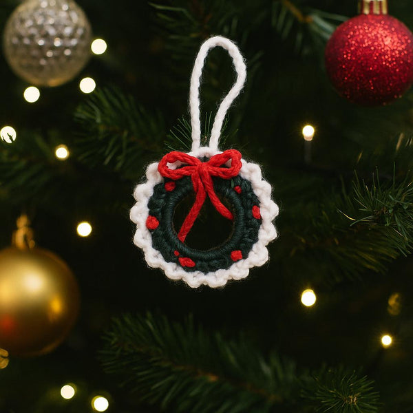 Christmas Mini Wreath / Candy Cane Crochet PDF Pattern: Fast/