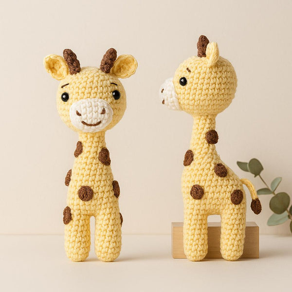 Amigurumi Giraffe Keychain/ PDF Crochet Pattern (No-Sew, Beginner Friendly)/ Instant PDF /  • Easy& Quick