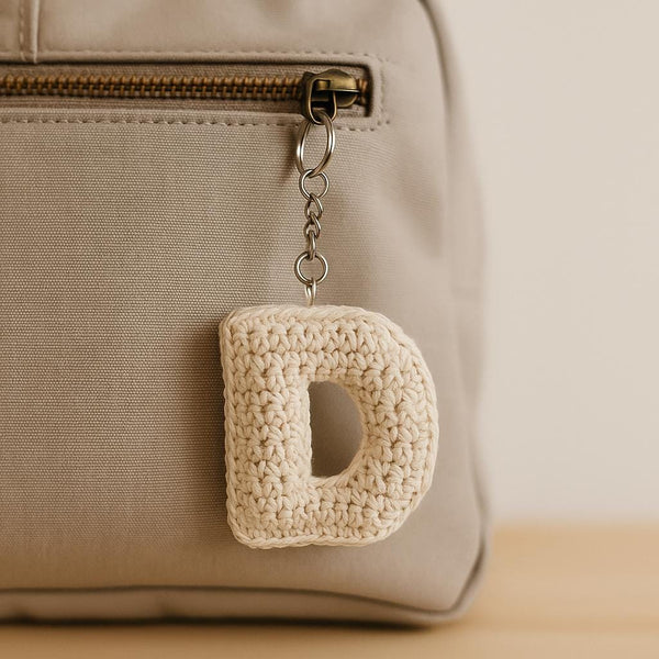 Amigurumi Letter D Crochet Pattern PDF :Alphabet Keychain or Magnet