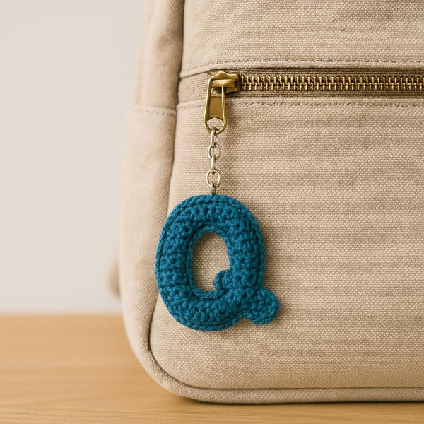 Amigurumi Letter Q Crochet Pattern PDF : Stuffed 3D Alphabet Keychain